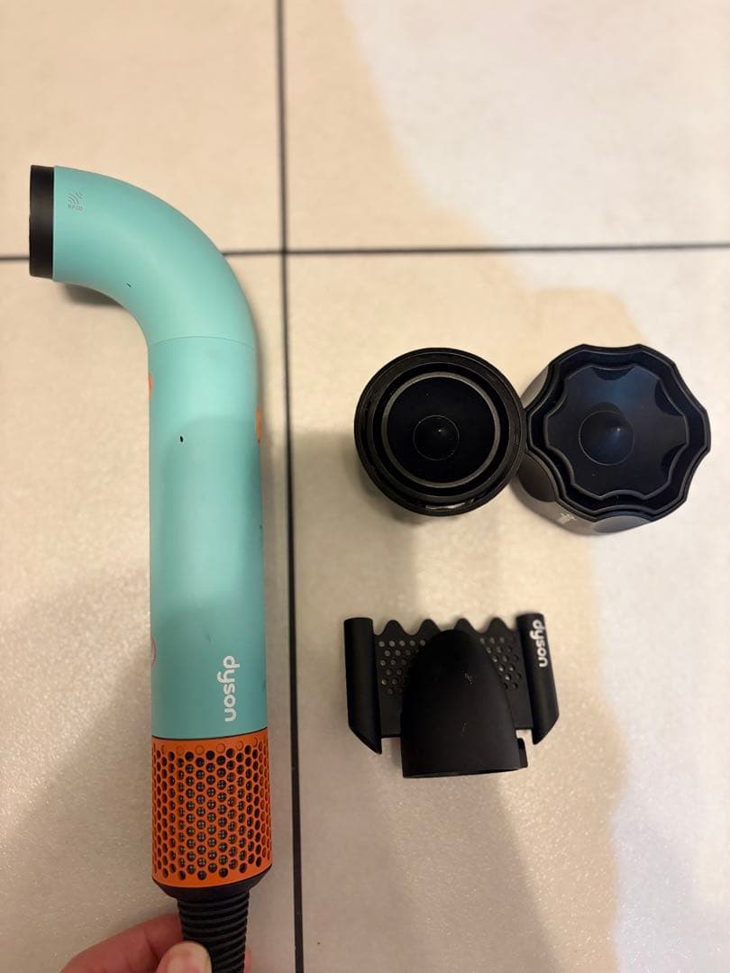 Dyson Supersonic ヘアドライヤー ミントグリーン