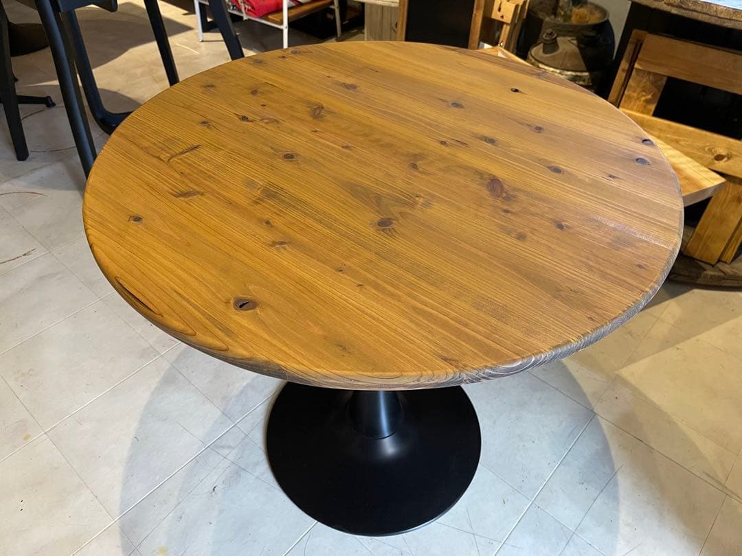 円形木製テーブル　テーブル　リビングテーブル　ダークウォールナット　丸型　円卓