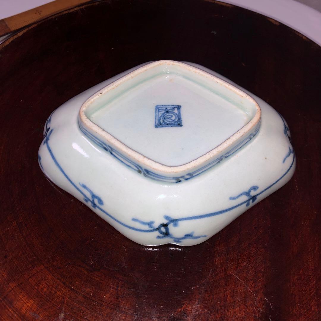 古伊万里染付　桜花楼閣山水文隅入菱形皿　型紙擦り