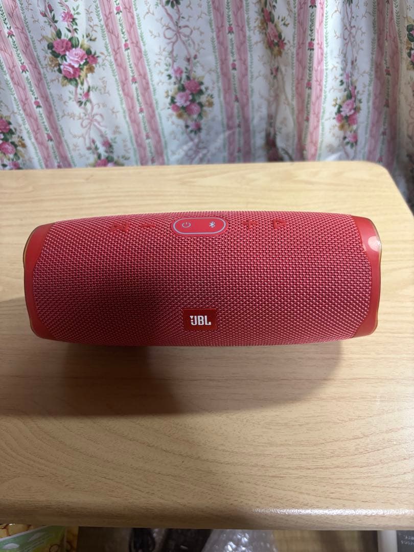 JBL CHARGE 4 Bluetoothスピーカー