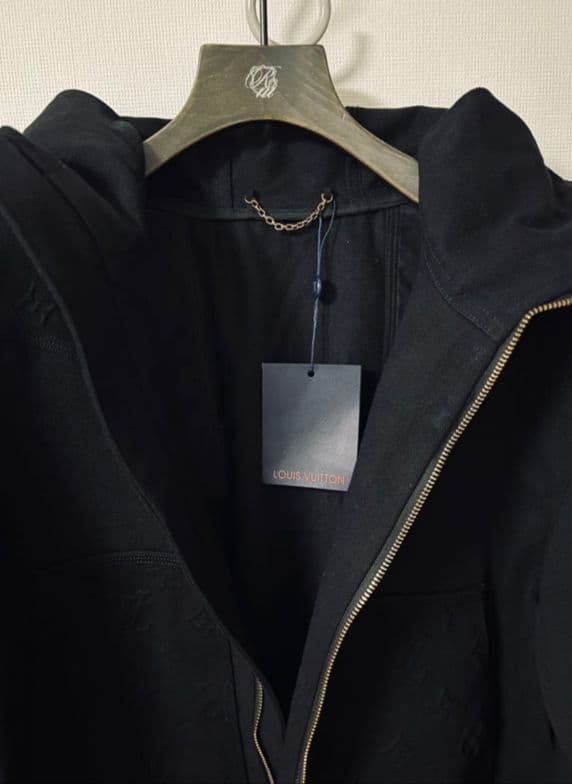 限定　ルイヴィトン　デニムジャケット　フーディパーカー