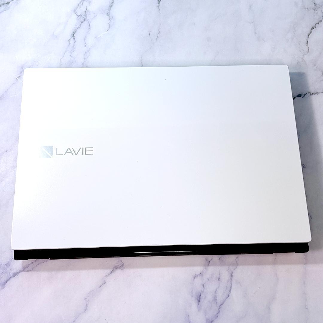 美品 ホワイト☆Corei7・8GB・SSD512・フルHD・ノートパソコン