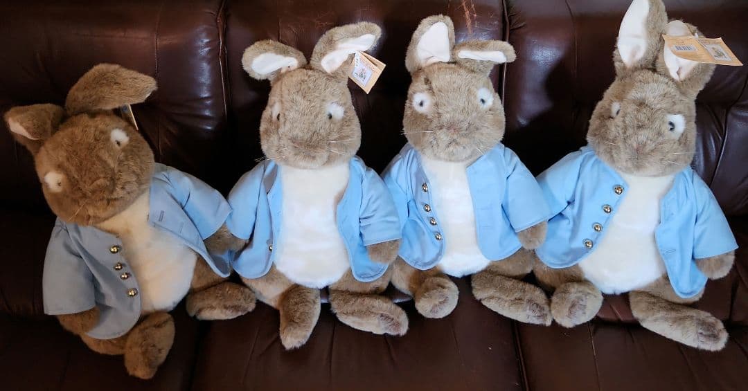 ピーターラビット　ぬいぐるみ　4体セット