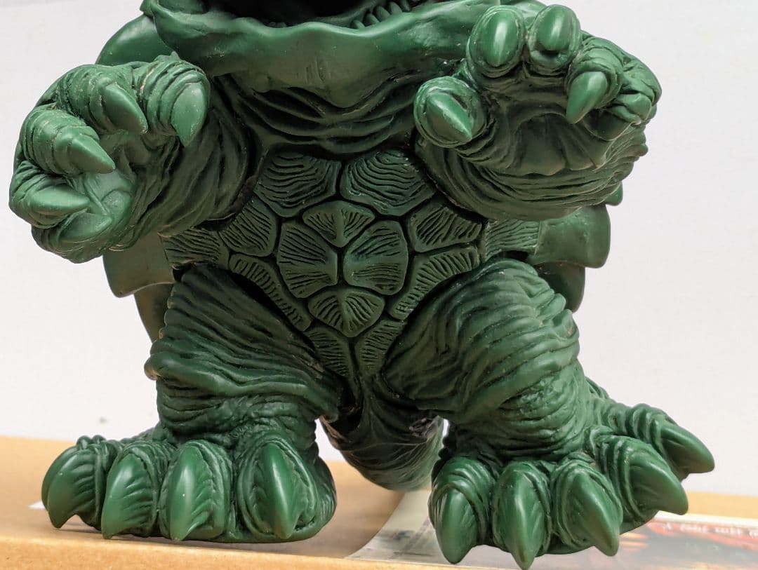 【怪獣ガメラのプラモデル(前田裕幸デフォルメ版)1/250】1995 自作中古品