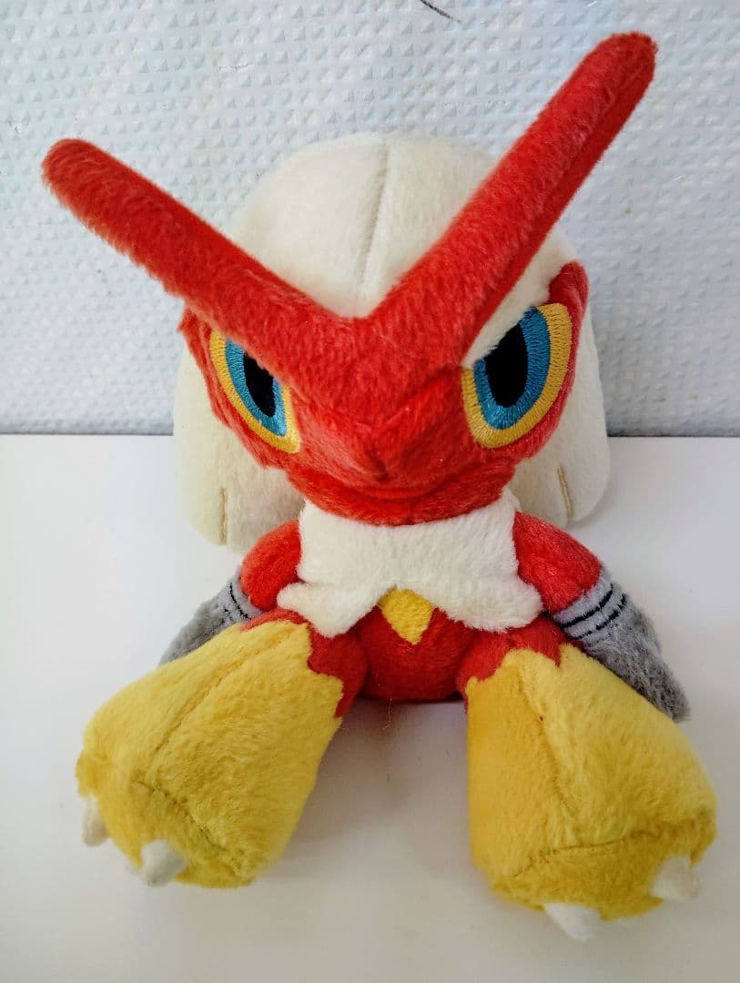 雪*島様 ポケモンセンター限定　ポケドール ポケモン バシャーモぬいぐるみ