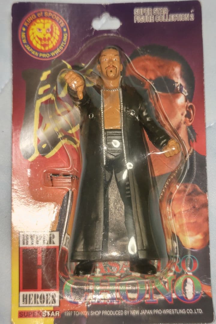 新日本プロレス　蝶野正洋　フィギュア　4体セット