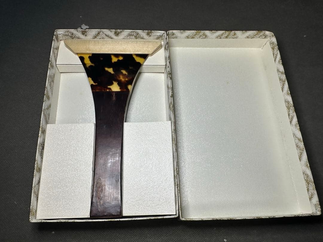 三味線　鼈甲撥　天然素材　バチ　和楽器 民謡　アンティーク　細密細工