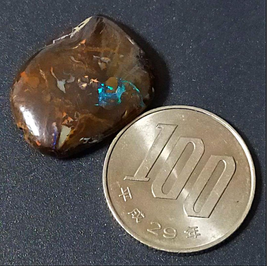 ボルダーオパールのタンブル①