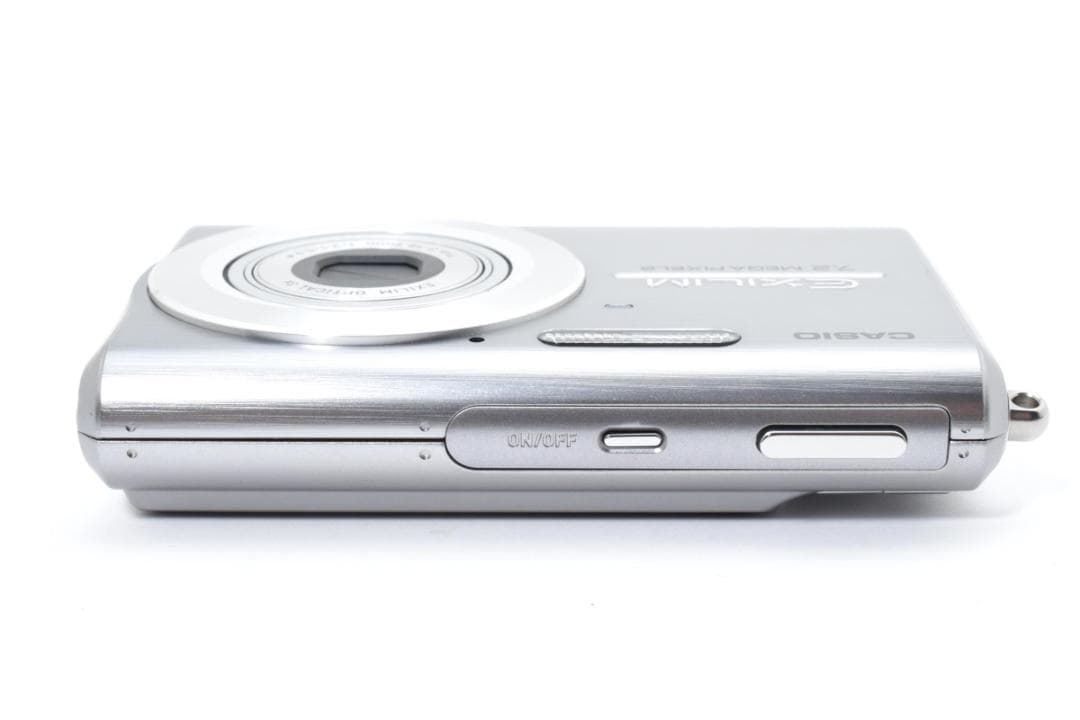 ■ ほぼ新品 ■ カシオ 　CASIO EXILIM EX-Z75 シルバー