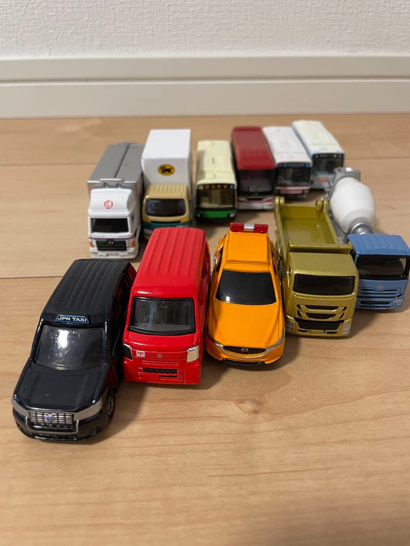 トミカ　働く車　オリンピックタクシー入り