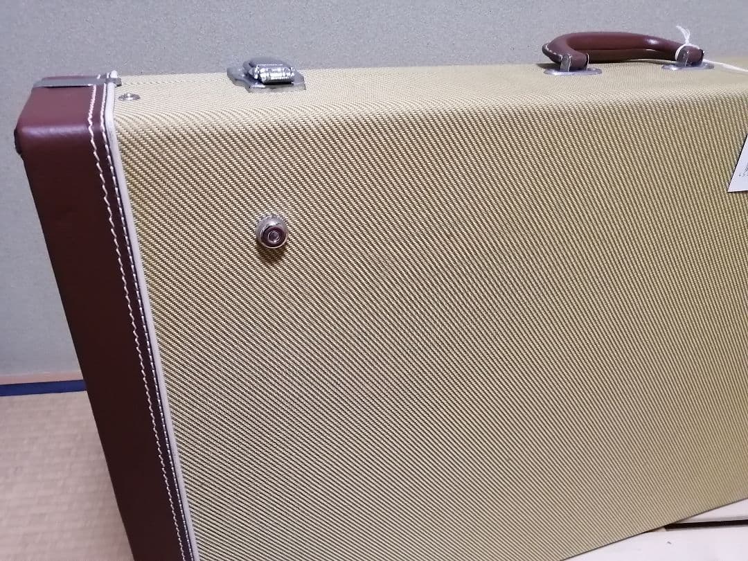 ギタースタンド　エレキギター用　ギブソン　フェンダー等にどうぞ