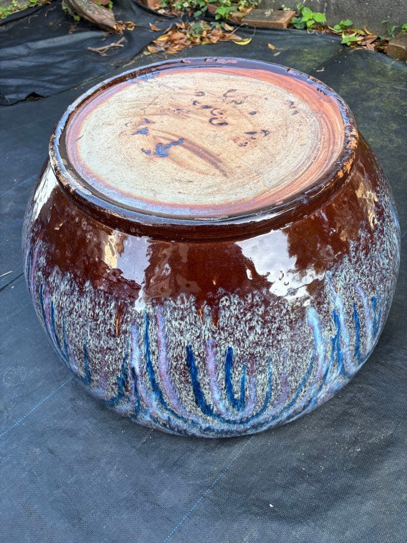 陶器　メダカ鉢・火鉢・花鉢（19８）