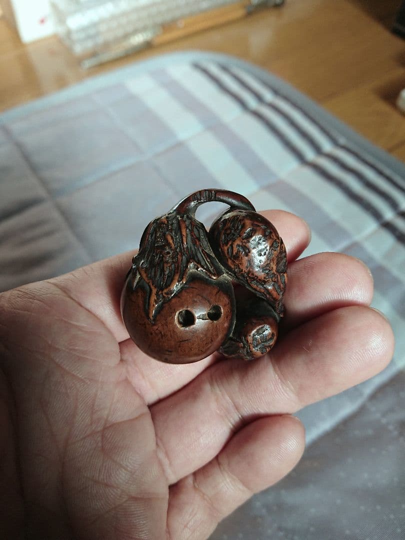 江戸　根付 傷み三茄子 木彫 木製 彫刻