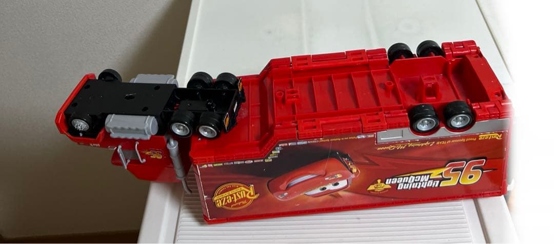 カーズ、マテル、キングトレーラー、マックトレーラー、ミニカー収納