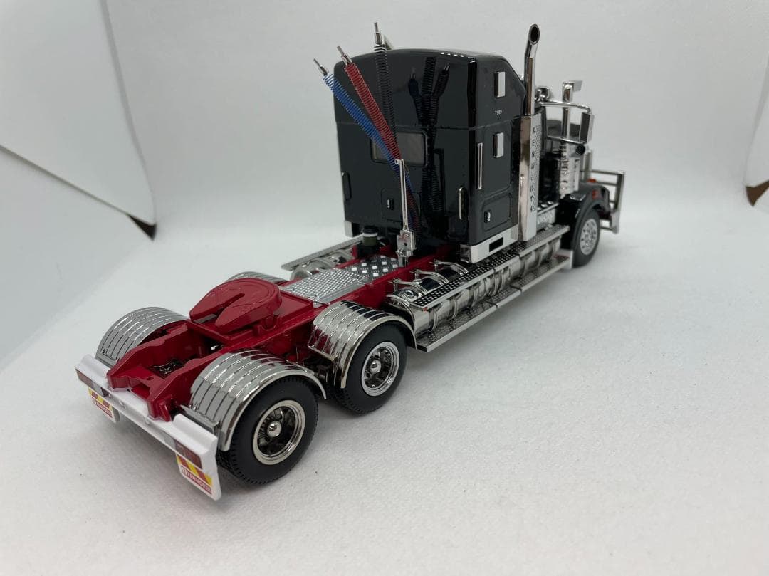 504-023 1/32 ケンワース T909 PRIME MOVER ブラック