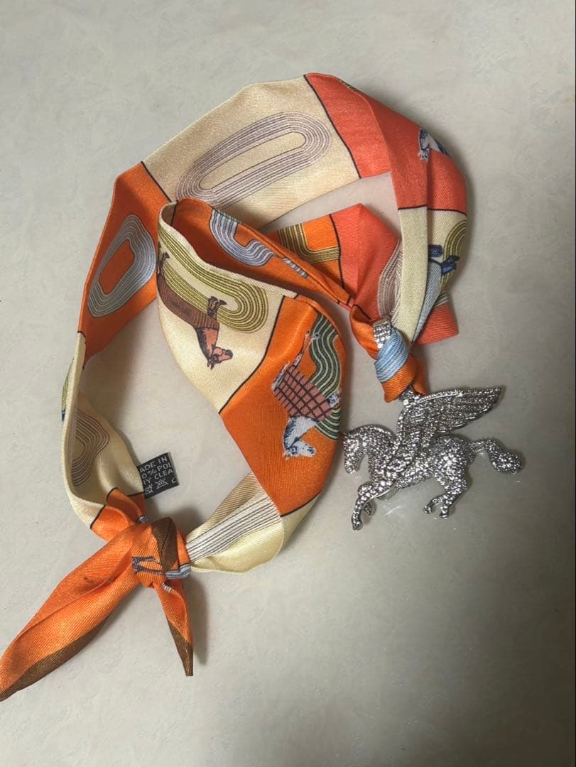 ペガサストップ　チャーム✖️スカーフ