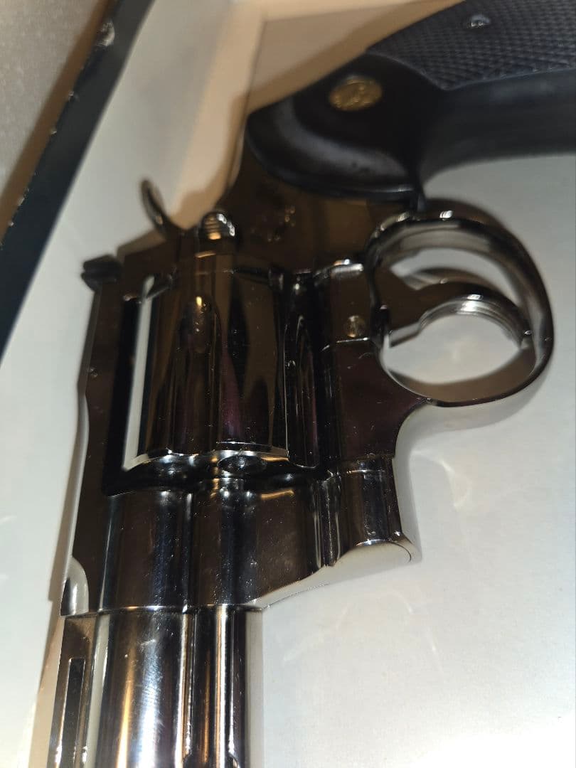 コルト　パイソン３５７マグナム　トワイライトクローム