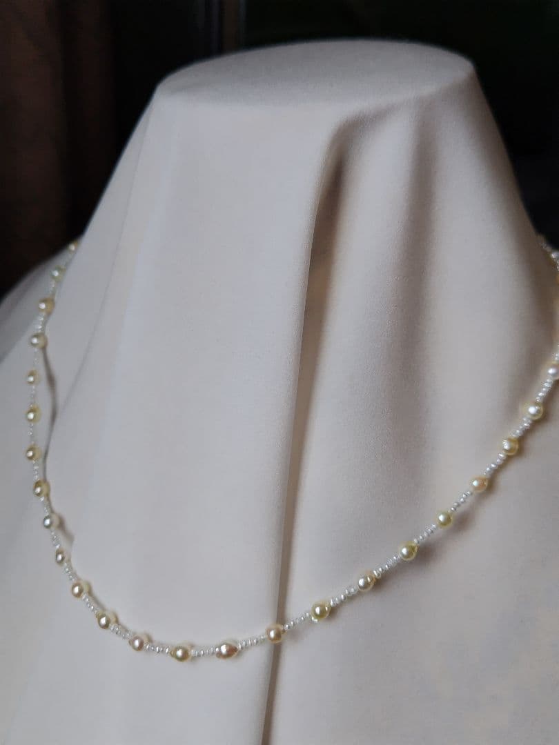 ②【訳あり格安】アコヤ真珠ベビーパール、あこや砂芥子パールの、オメガ風ネックレス