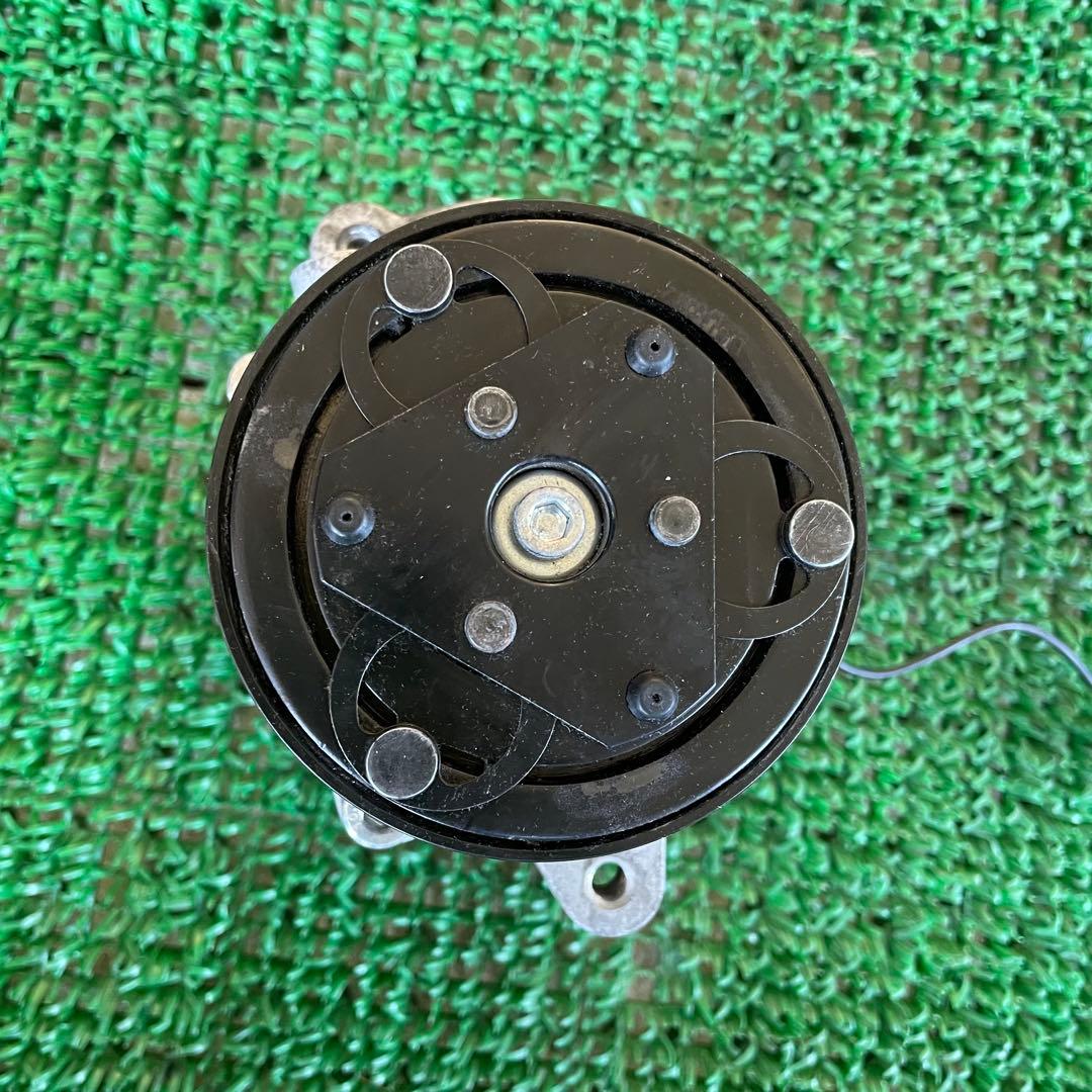 MH21S ワゴンR エアコンコンプレッサー No.8698