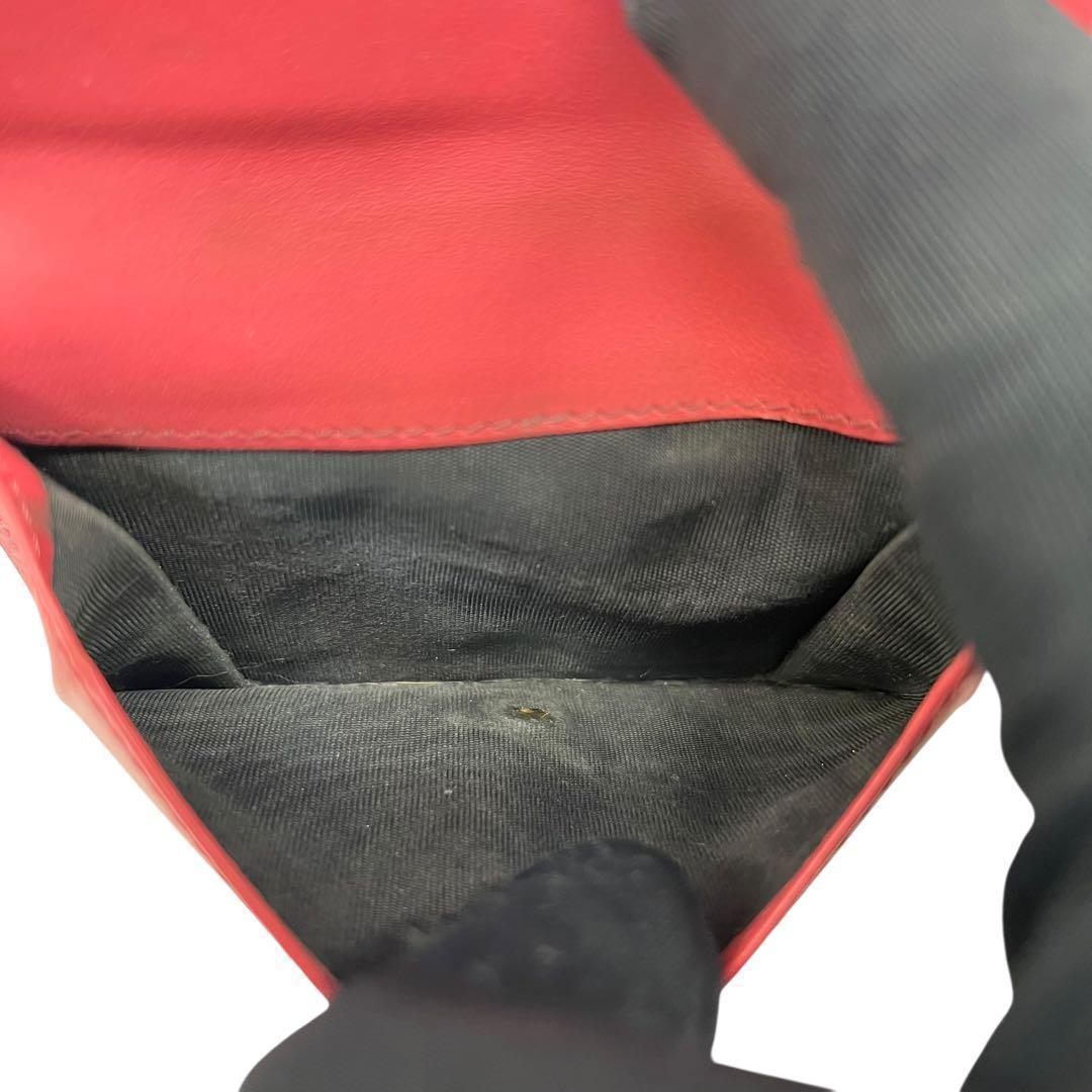 希少✨プラダ 二つ折り財布 サフィアーノレザー バイカラー 黒 ピンク