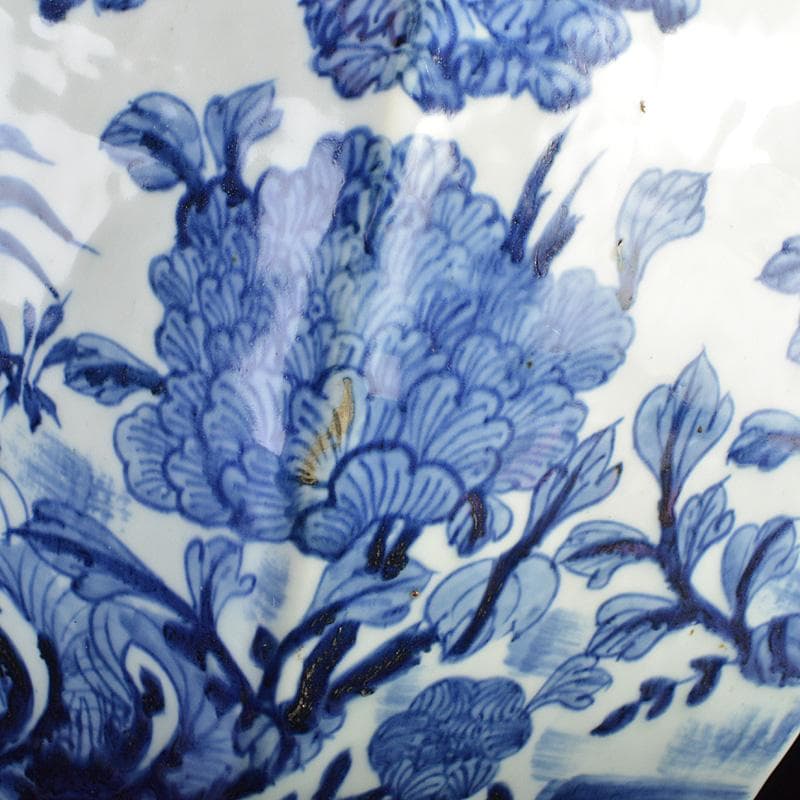 中国　景徳鎮製款　青花　神獣花文　八角面取瓶　高さ約48cm　V　R7338F