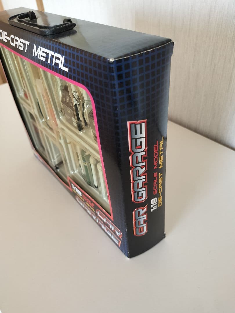 ジオラマ　1：18 ミニカー　ガレージ　工具　ミニチュア　ダイキャストモデル