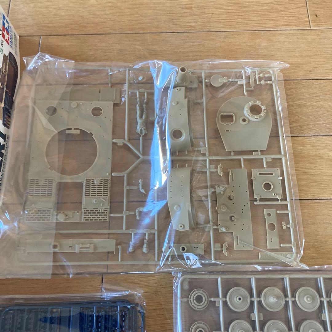 希少！タミヤ ドイツ重戦車タイガーⅠ型オットー・カリウス搭乗車1/35 旧キット
