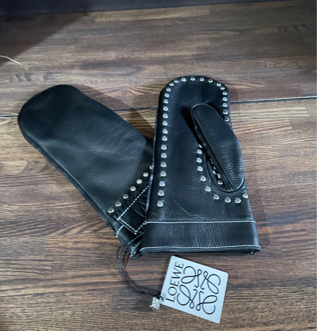 茨*€様 LOEWE MOUFLE GLOVES スタッズ ロエベ 手袋 グロー