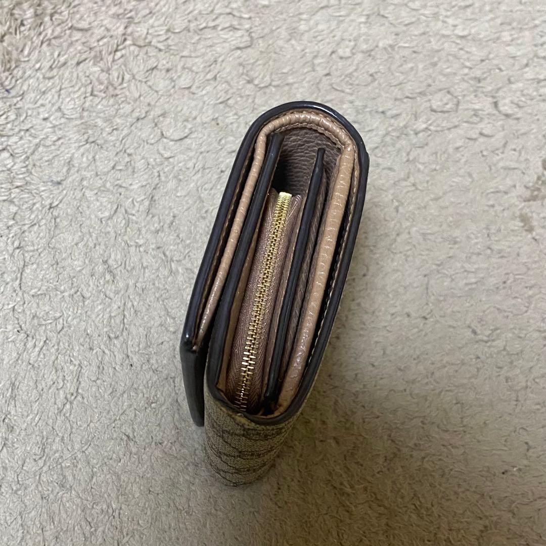 GUCCI 二つ折り財布 ベージュ グレー