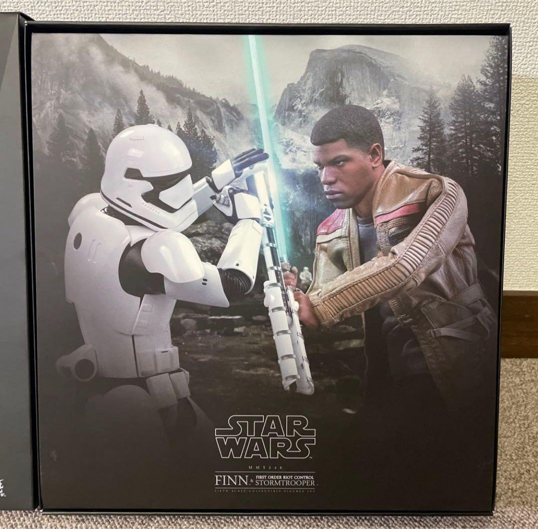 【美品】スター・ウォーズ　フィン & ストームトルーパー＜２体セット＞
