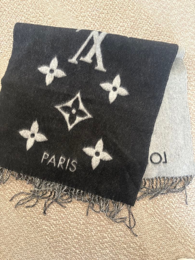 Louis Vuitton マフラー