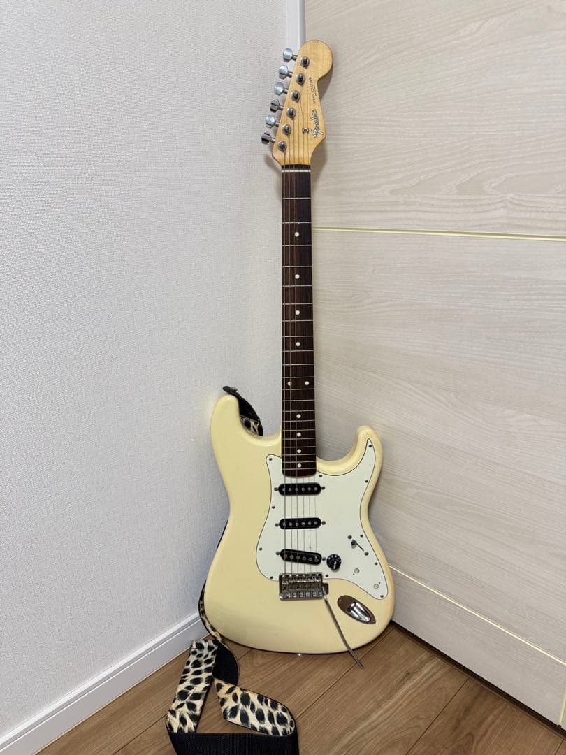 Fender made inJapan フェンダージャパン　ストラトキャスター