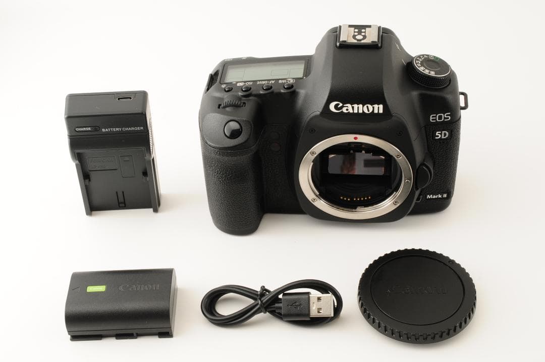 【ほぼ新品】キャノン Canon EOS 5D Mark II 1700回