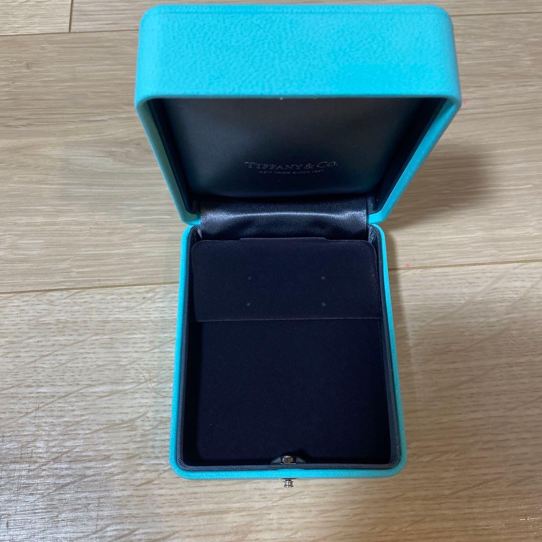 新品未使用＊ティファニーピアス用ジュエリーケース