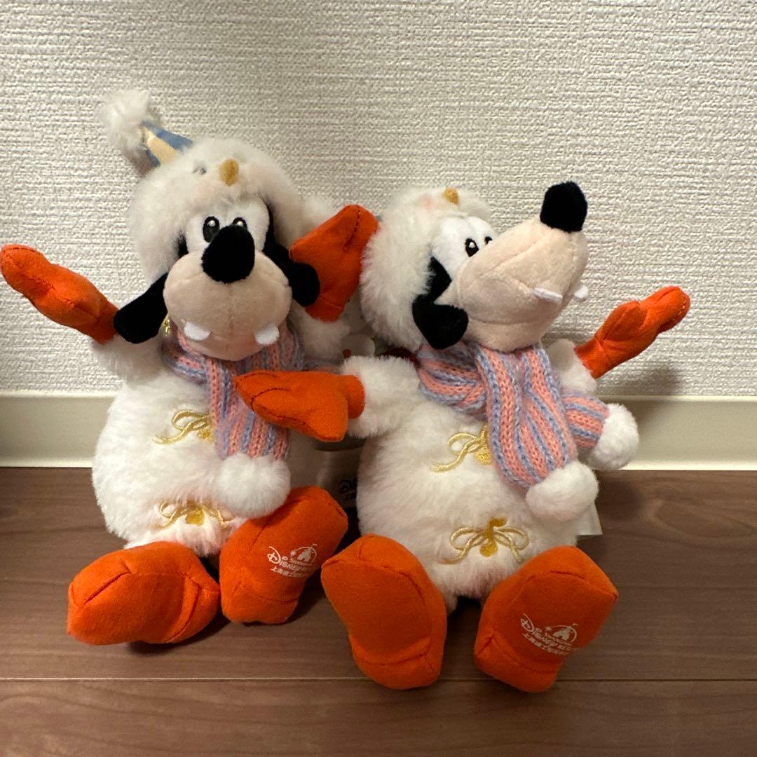 上海ディズニーランド グーフィー ぬいぐるみ キーチェーン クリスマス