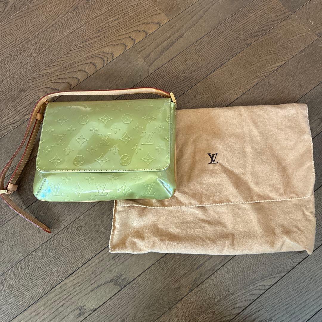 Louis Vuitton ライトグリーン ショルダーバッグ
