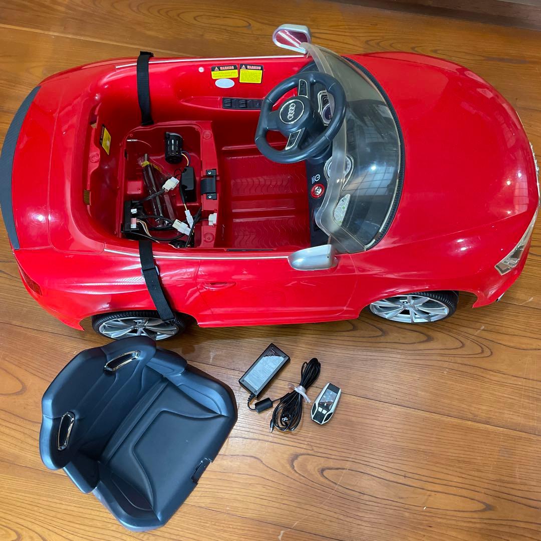 電動乗用カー アウディ 乗り物 キッズカー 乗用玩具
