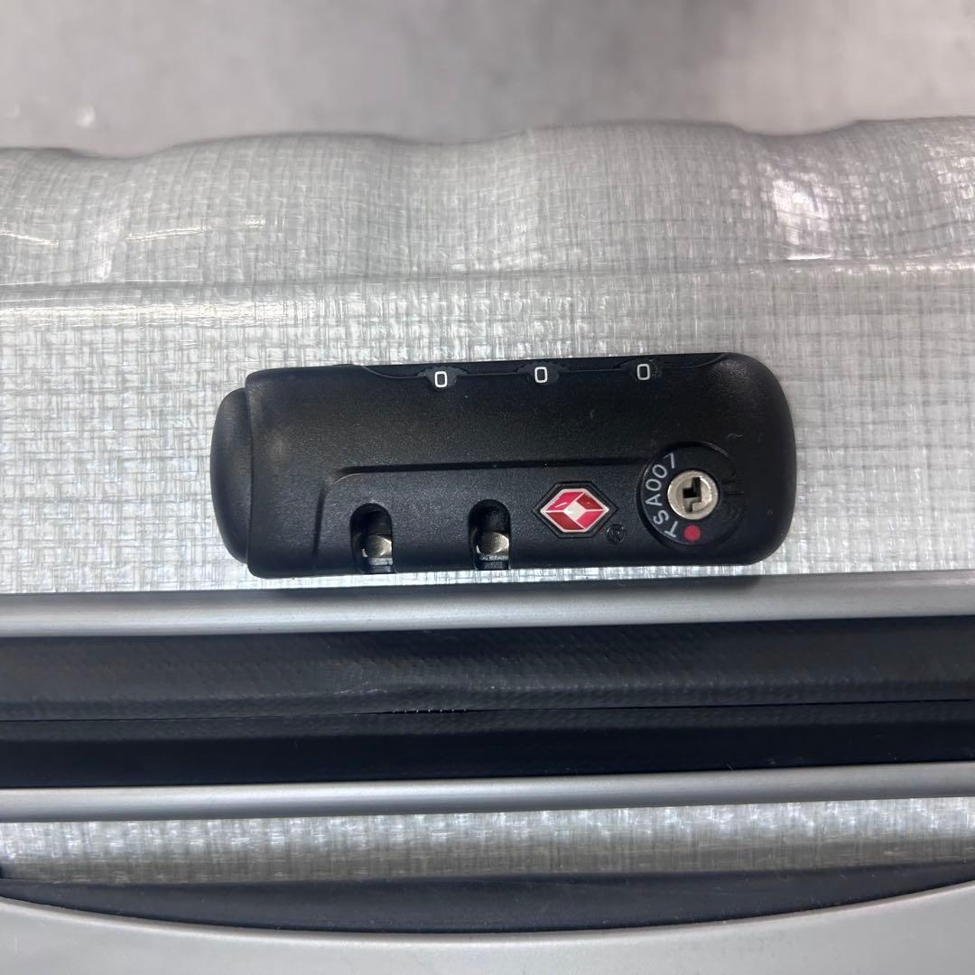 サムソナイト　ファイヤーライト55 35L機内持込 ホワイト　キャリーケース