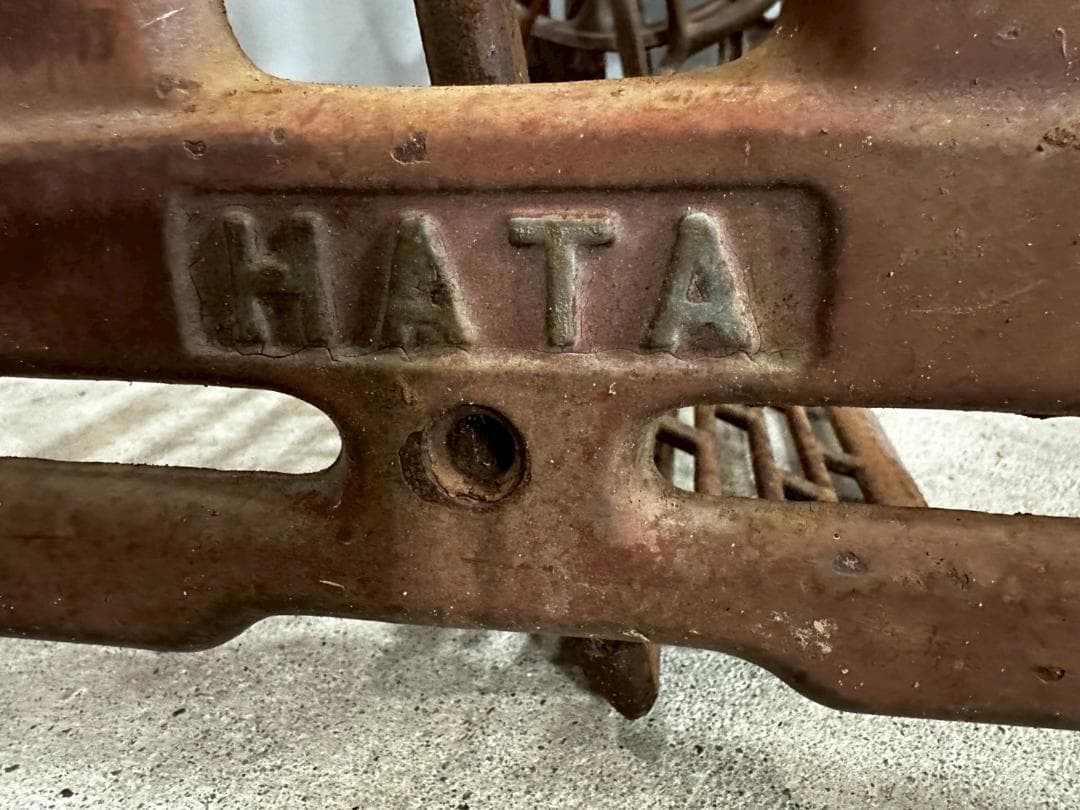 HATA 足踏みミシン ミシン台 ミシン 脚 店舗什器 ヴィンテージ RW258