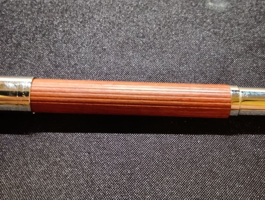 ファーバーカステル　クラシック　ペルナンブコ　旧ロゴ　万年筆　字幅М