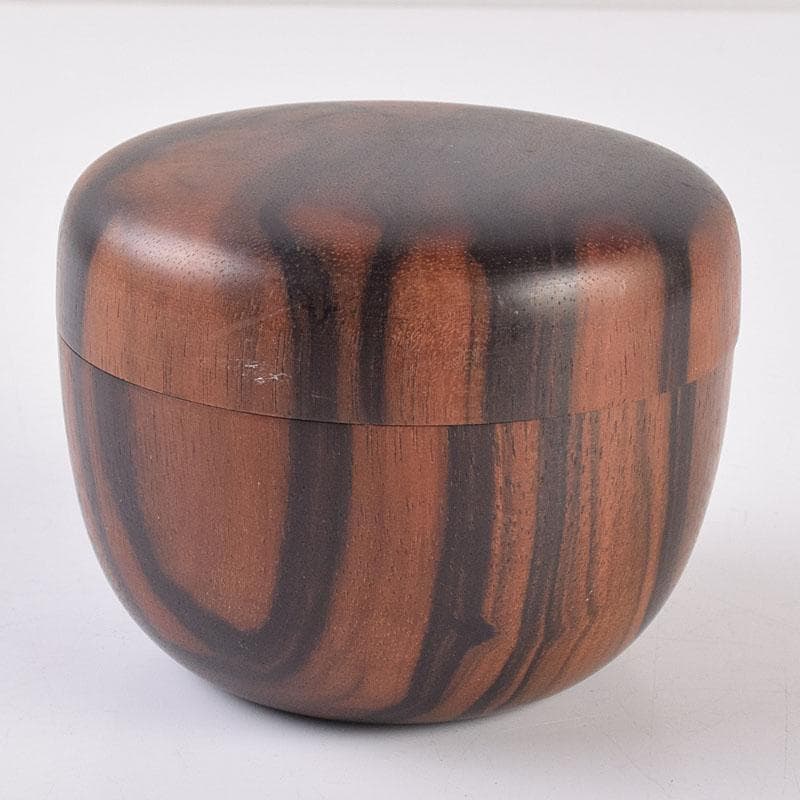 茶道具　天然木　黒柿製　無垢彫　綺麗な木目の棗　V　R8964