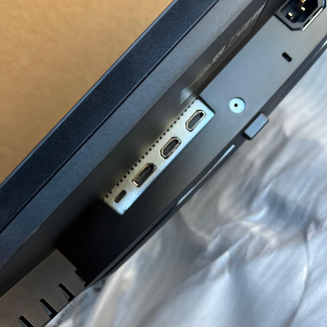 ディスプレイ・モニター本体 Dell G3223D