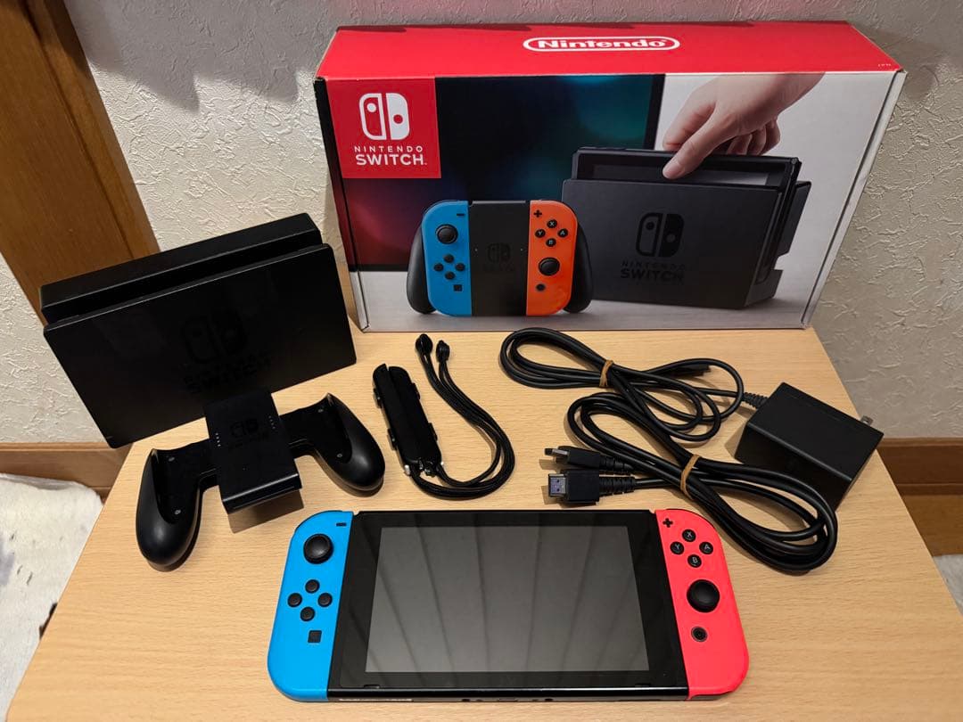 Nintendo Switch 付属品完備　※メモリーカード付