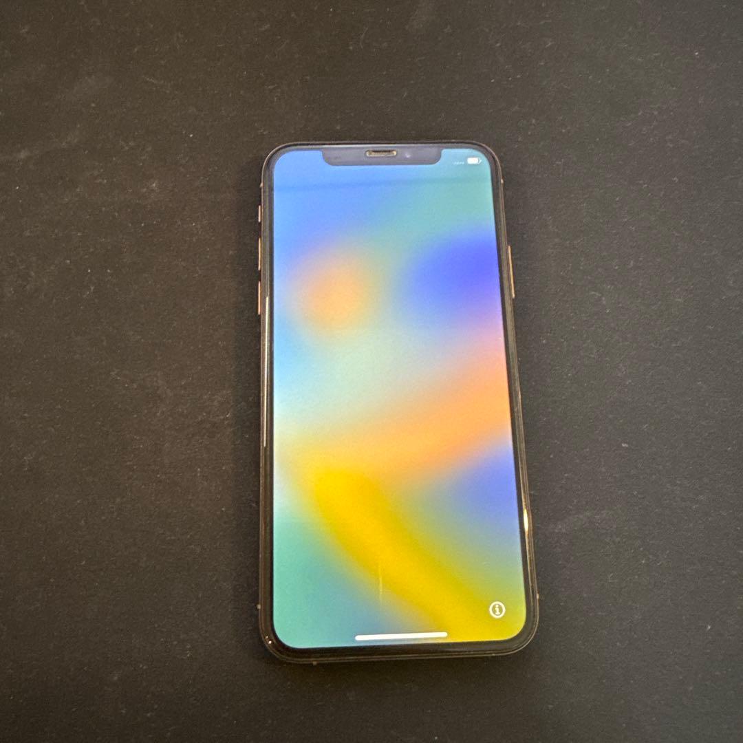 iPhone XS ゴールド　256GB