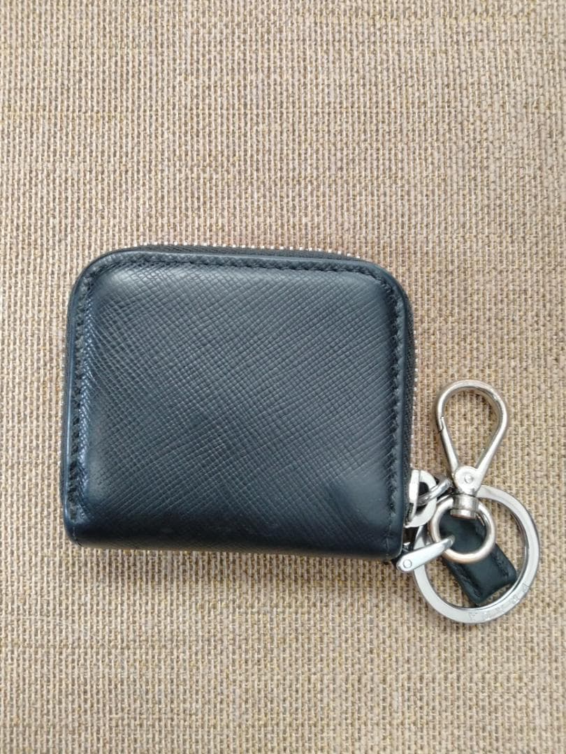 PRADA プラダ　ケース　小物ケース　ポーチ　イヤホンケース