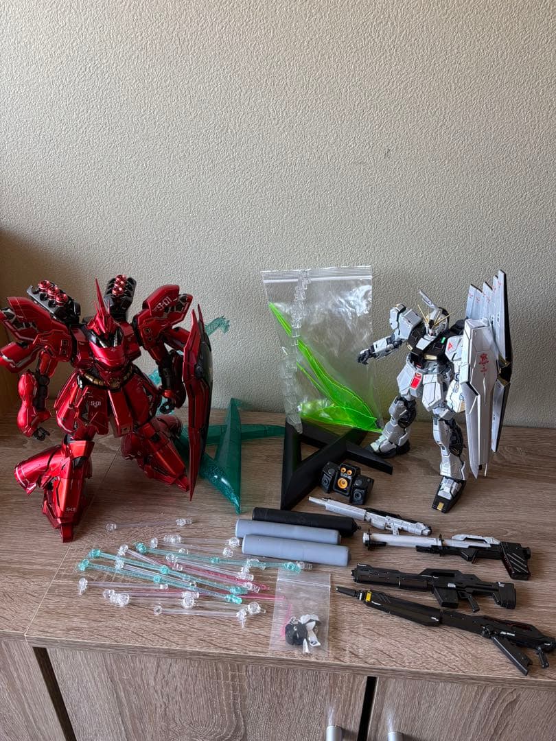 MG 1/100 ver.ka νガンダム　サザビー　超メルカリ市中限定出品