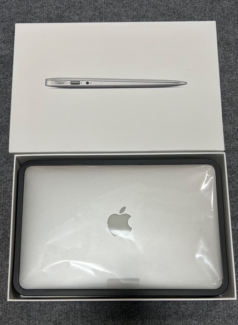 優良美品 MacBookAir 2015 i7 8Gb 512Gb 11インチ