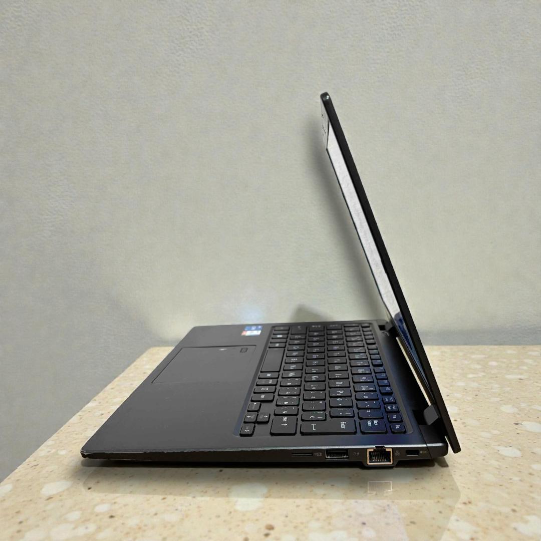 y57＊第11世代 i5 メモリ16GB Dynabook G83/HU