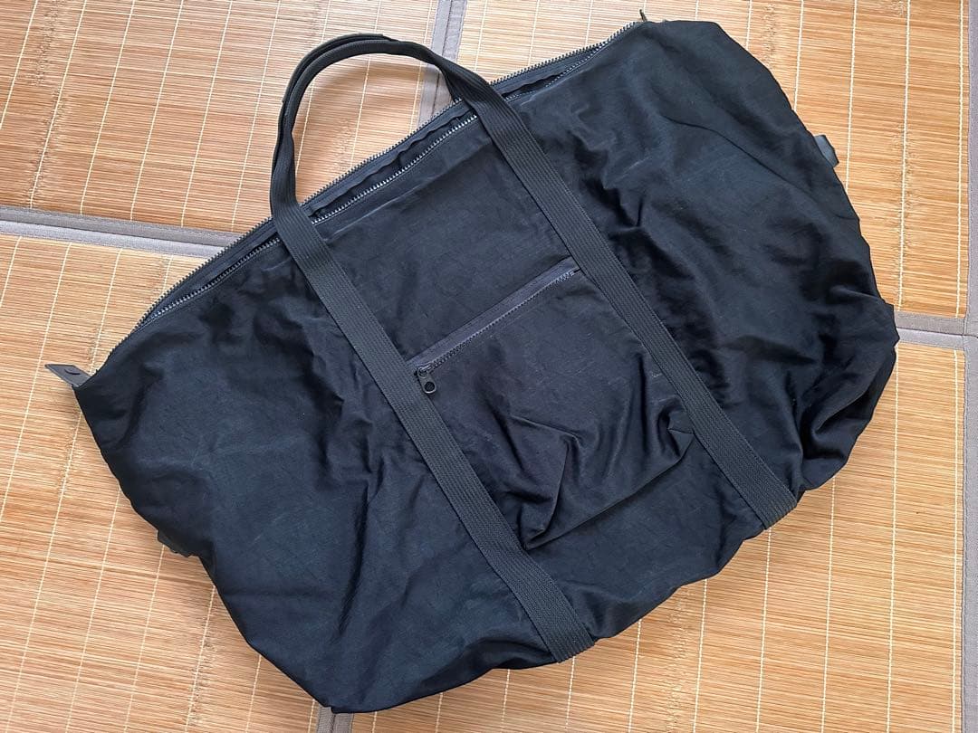 Y'SACCS ブラック ボストンバッグ