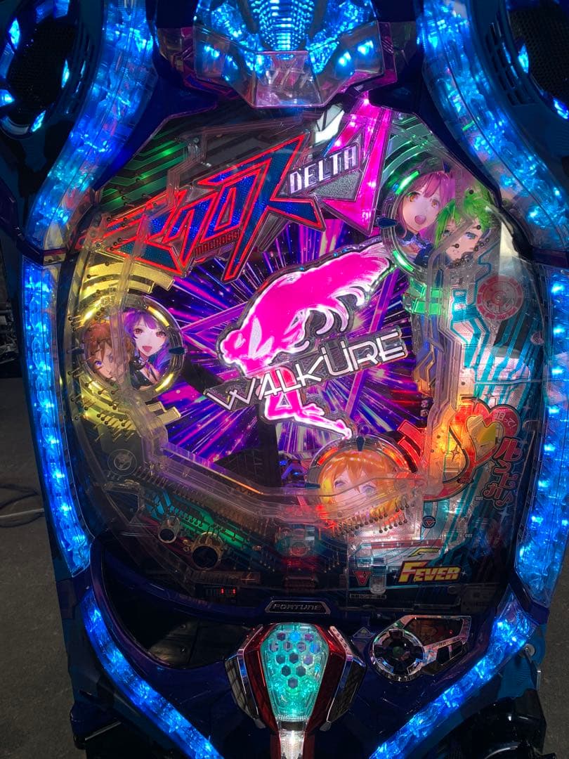 パチンコ　PマクロスΔF 無加工品　送料込み　自宅まで配送